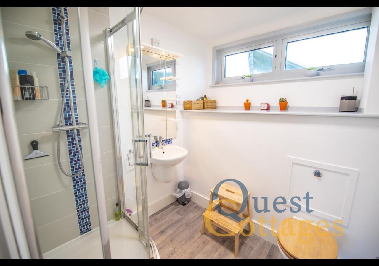 Sandy Retreat House - Sands, East Sussex *