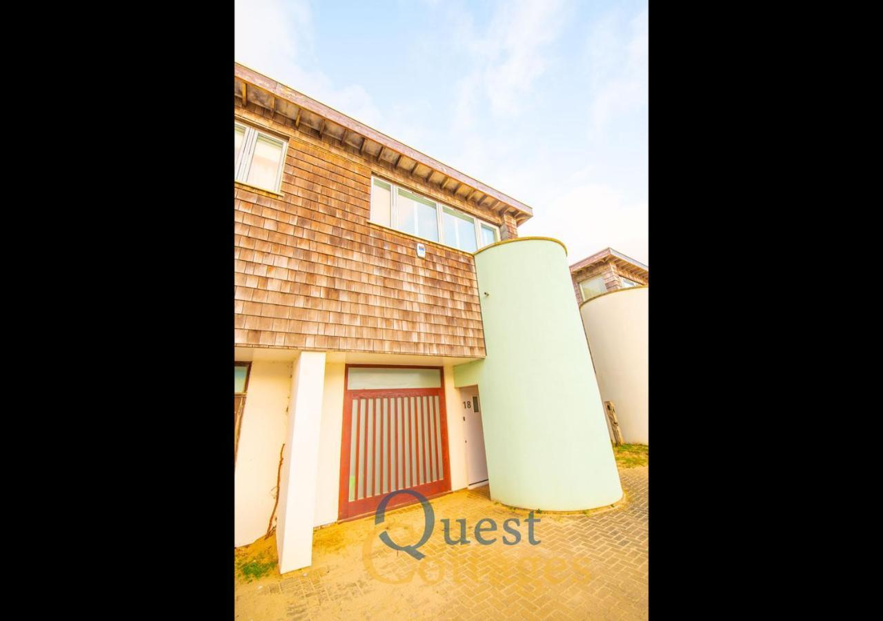 Sandy Retreat House - Sands, East Sussex * Camber